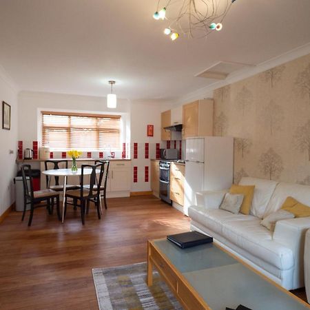 Surlingham Lodge Garden Cottage In Rspb Village Near Норвич Экстерьер фото